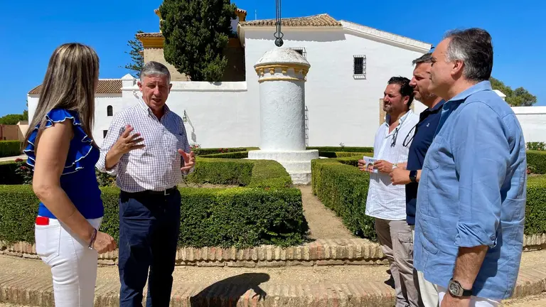 Carmelo Romero junto al resto de candidat2@s populares