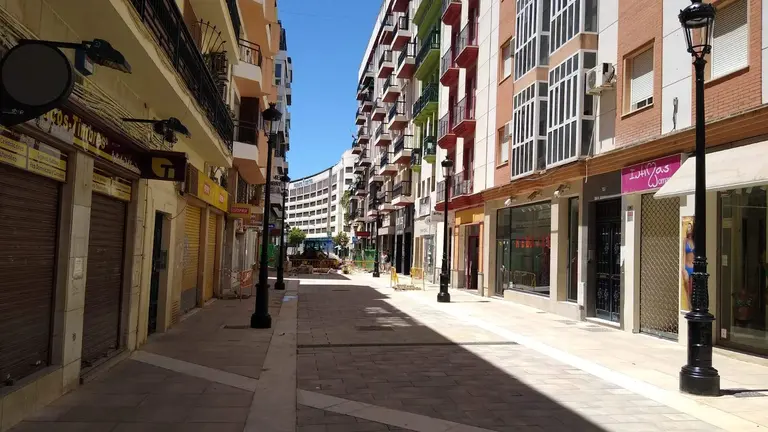 Cambio Farolas en zona de calle Gravina