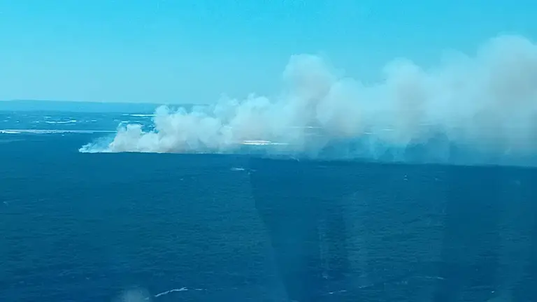 Imagen a&eacute;rea captada por el Infoca esta tarde