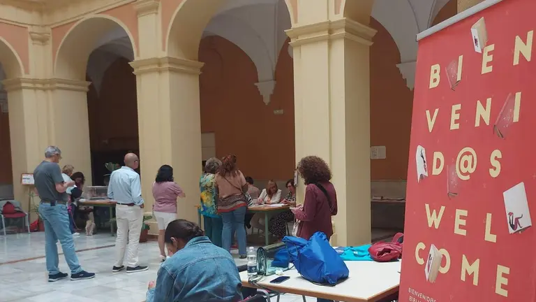 Colegio electoral en La Merced