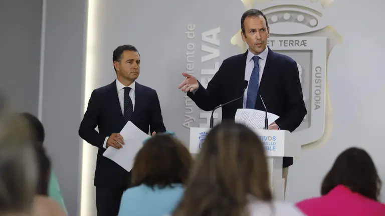 Rueda de prensa de Felipe Arias y Paco Muñoz