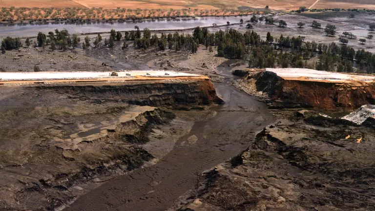 Balsa minera de Aznalc&oacute;llar reventada hace 25 a&ntilde;os que lleg&oacute; a las puertas de Do&ntilde;ana