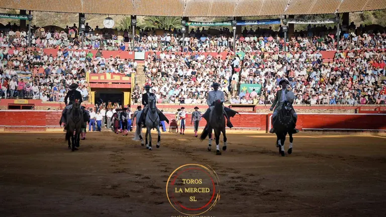 Pase&iacute;llo de los jinetes