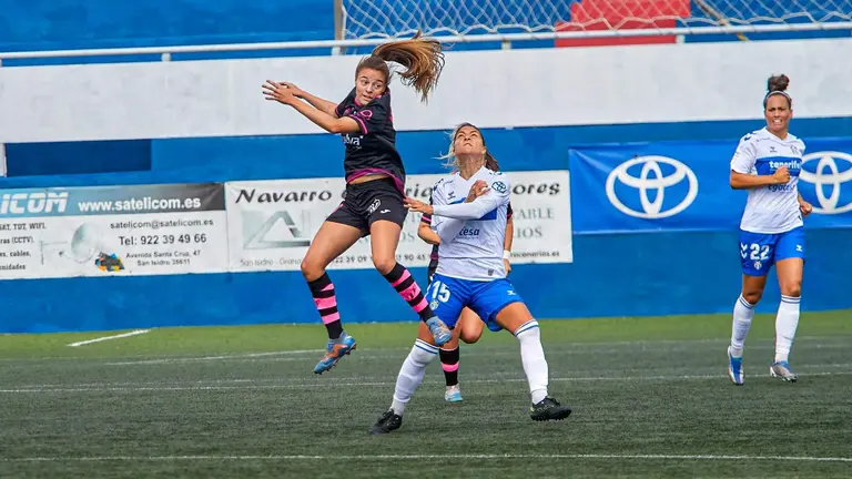 El Sporting en el choque de hoy.