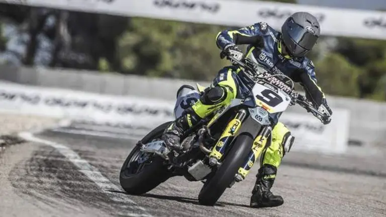 Paquito Gómez en carrera.