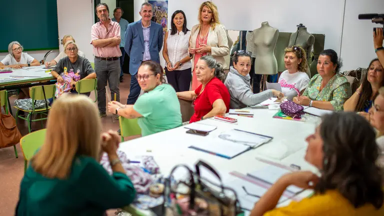 Apertura Cultura en Los Barrios, con la presencia de la alcaldesa