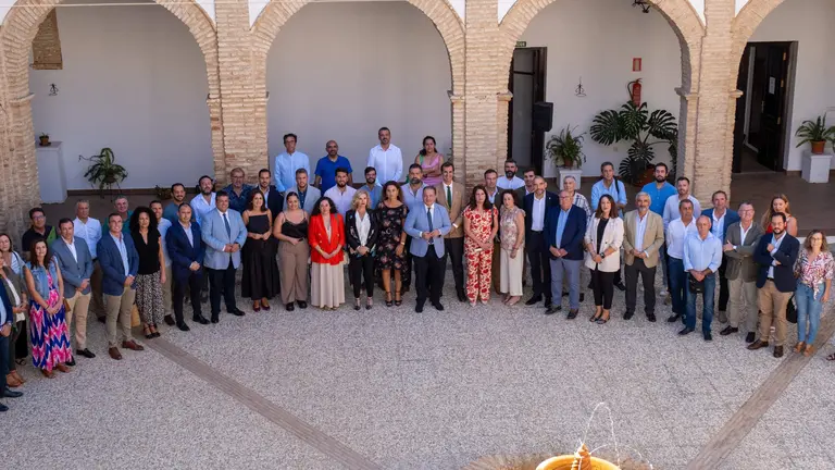 Firma con los ayuntamientos de las obras del PFEA