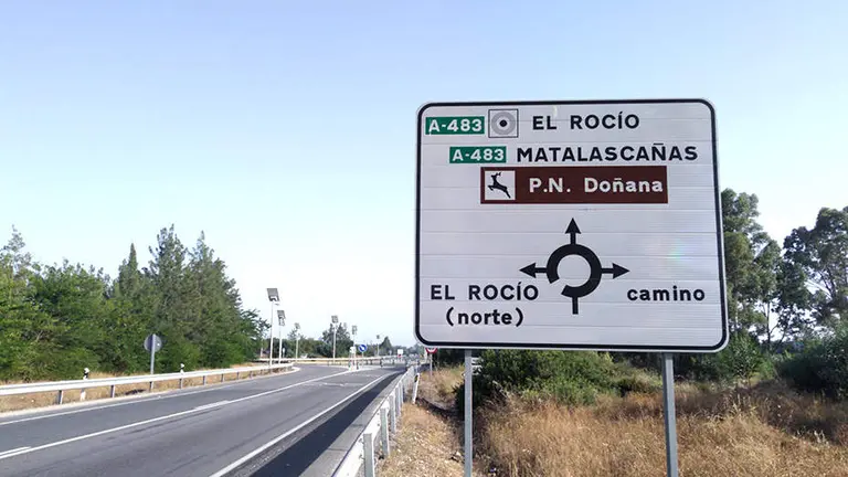 Cruce de la A-483 en El Rocío