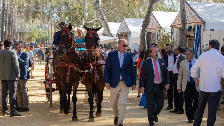 Ambiente Feria Oto&ntilde;o en Huelva
