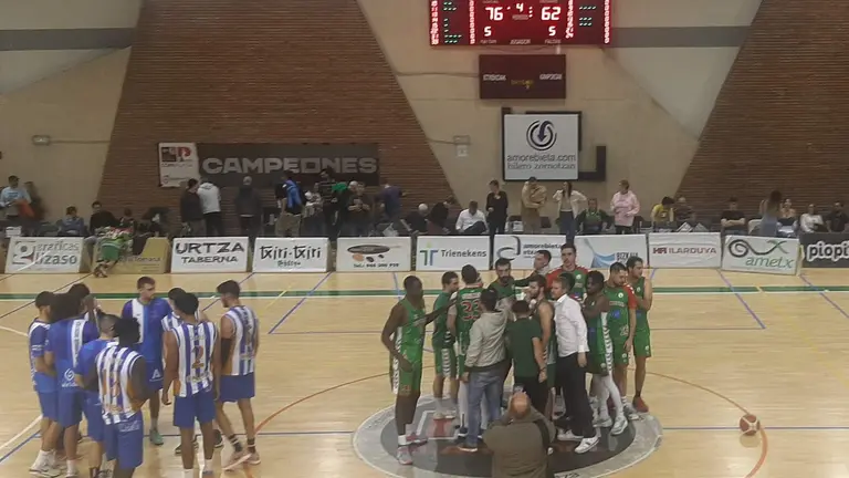 El Enrique Benítez tras caer en Zornotza.