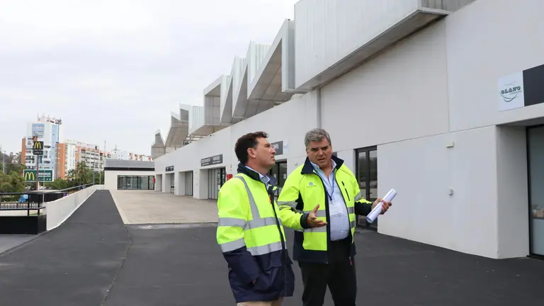 El presidente de la APH, Alberto Santana, visita las instalaciones reformadas