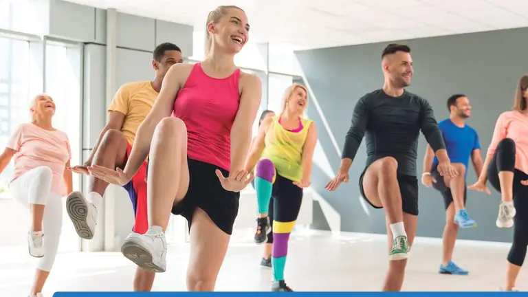 Cartel del evento en Palos