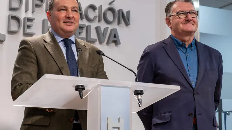 David Toscano, presidente de la Diputación da a conocer las Medallas de la Provincia, junto al vicepresidente Zamora