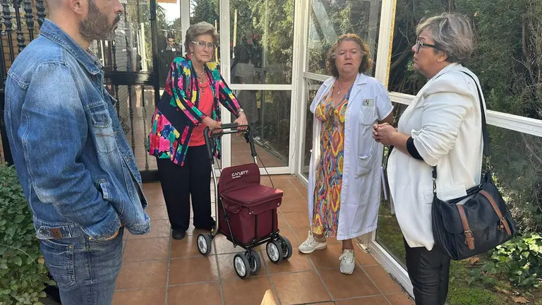 Rossi junto a Teresa Paús en la Residencia