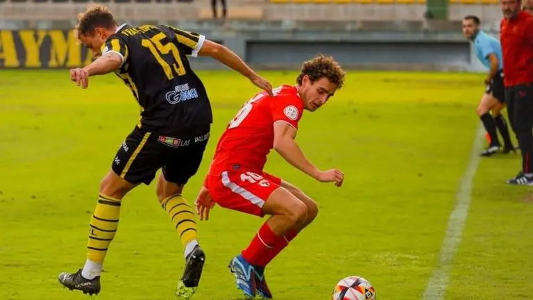El San Roque de Lepe frente al Sevilla Atlético.