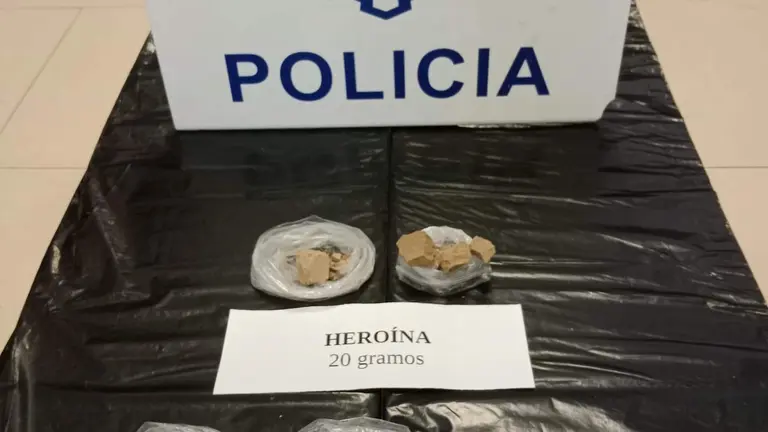 Parte de la droga incautada