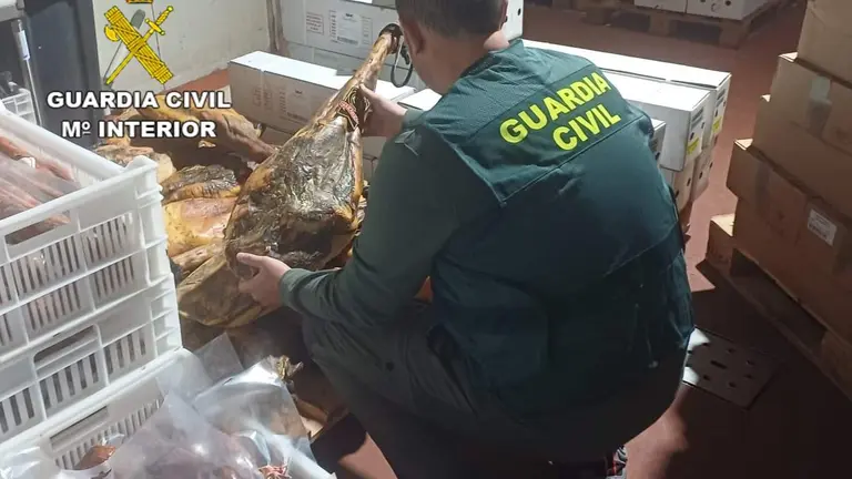 Parte de la mercanc&iacute;a recuperada