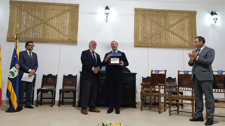 90 aniversario DOP Condado de Huelva, entrega del reconocimiento a José Luis García Palacios