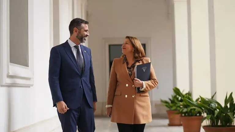 Fernández Pacheco y Carmen Crespo, que han dado a conocer la nueva Estrategia Sequía Plus