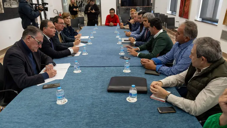 Reuni&oacute;n en Diputaci&oacute;n