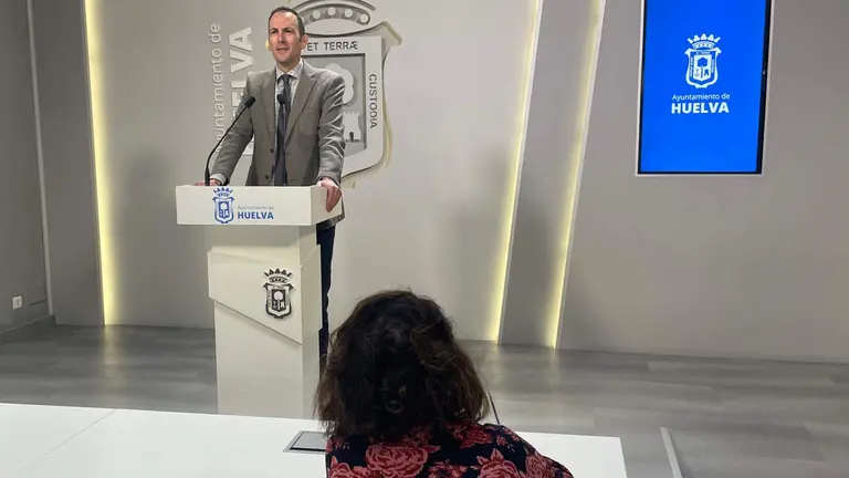 Paco Mu&ntilde;oz, en rueda de prensa