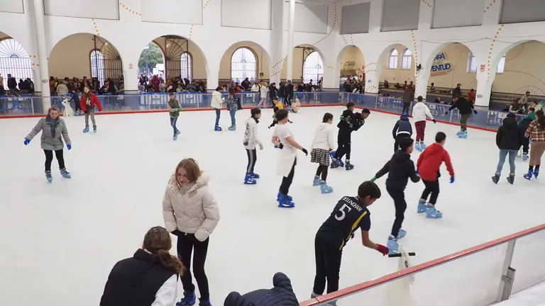 Pista de hielo en Palos