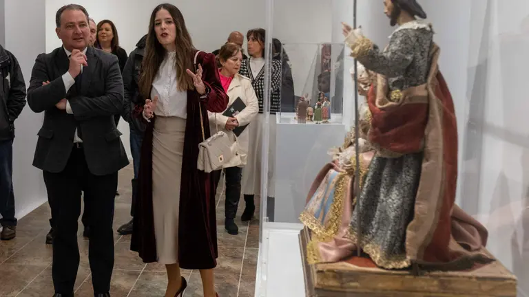 El arte del Belén, última exposición del año, inaugurada por el presidente