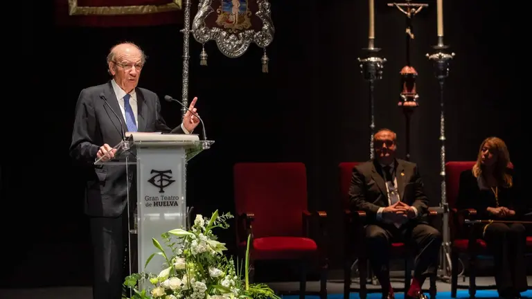 El ex alcalde Pedro Rodríguez, en el pregón de San Sebastián