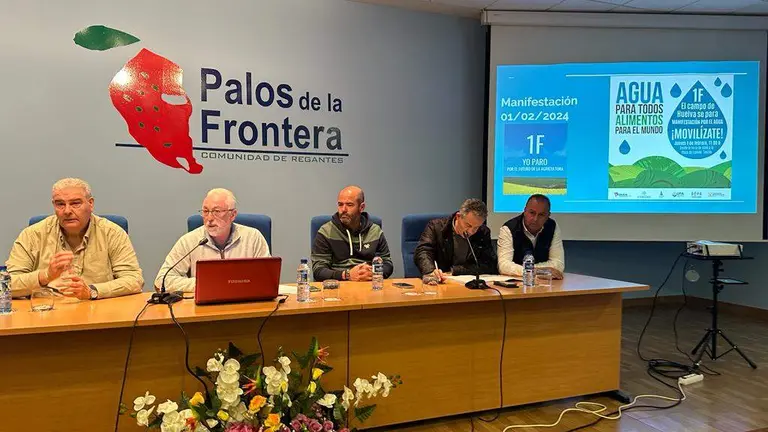 Asamblea de regantes en Palos