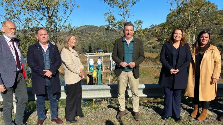 Primera piedra de la obra