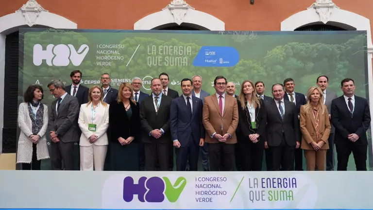 Foto de familia inaugural del Congreso