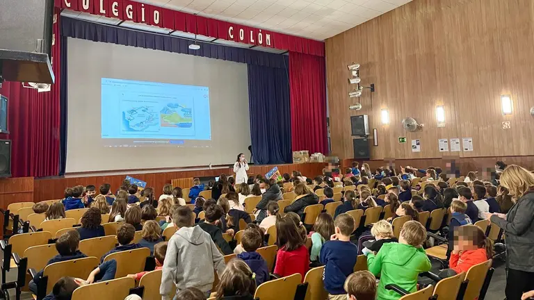 Programa educativo Centro Col&oacute;n