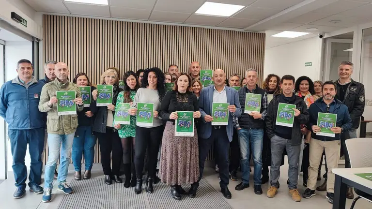 Concentraci&oacute;n en la sede de CSIF