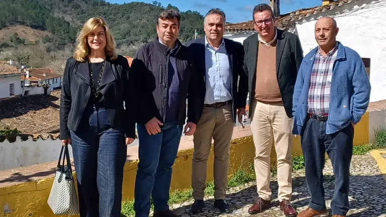 Centeno, Antonio Plaza, García Félix, Manuel Andrés González y el concejal serrano Francisco Rastrojo, hoy en La Nava