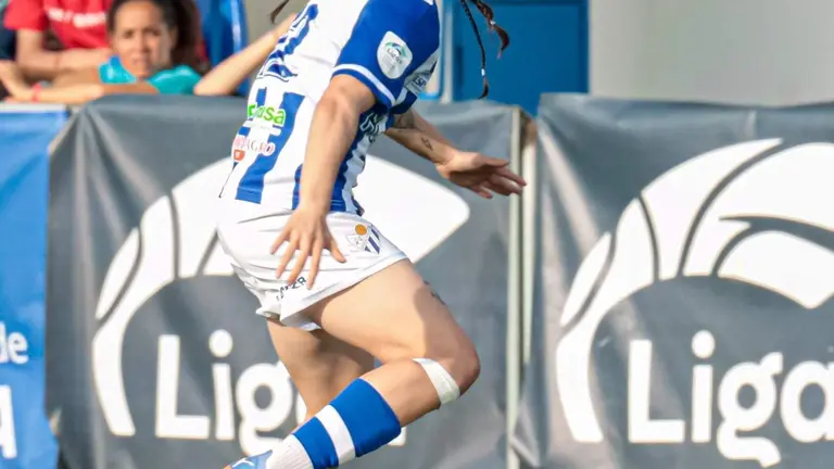 Bárbara López en su retorno con el Sporting de Huelva.