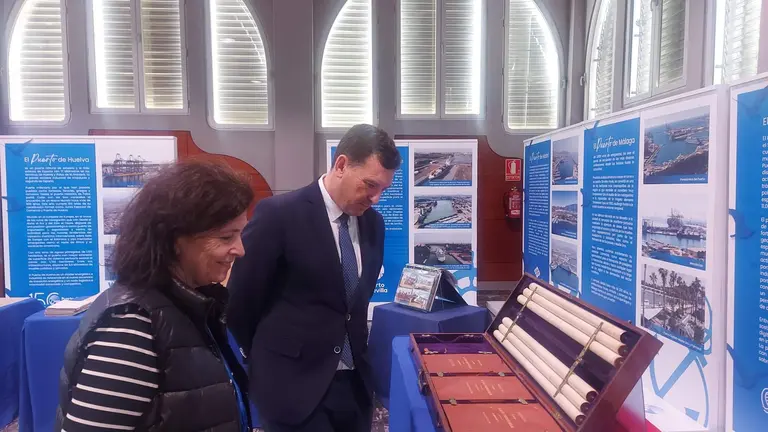 Jefa Archivo y Presidente APH