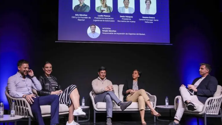 Componentes de la mesa redonda