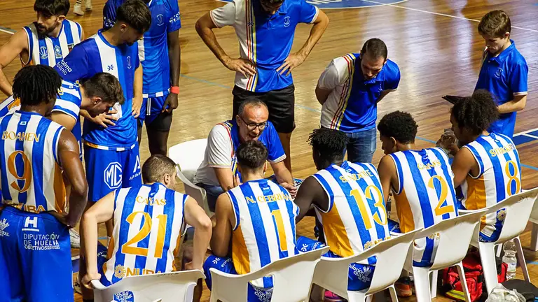 Gabriel Carrasco en un tiempo muerto.