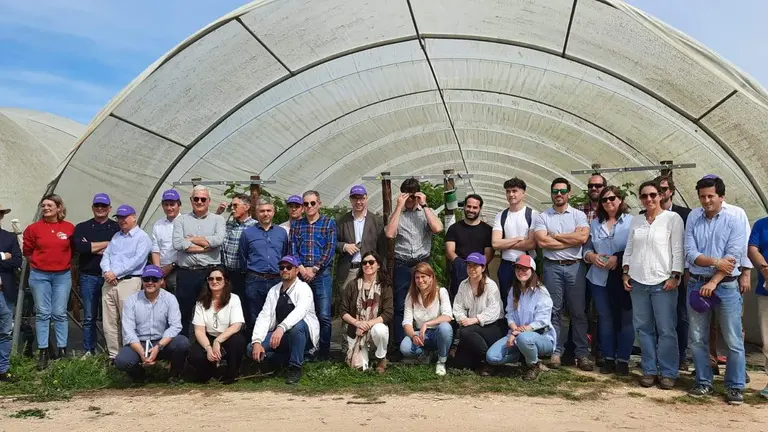 Integrantes del Grupo de la Fresa, en Portugal