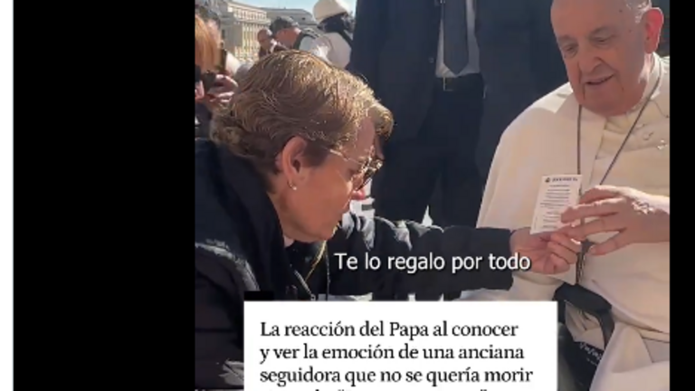 Captura de pantalla del momento en el Vaticano