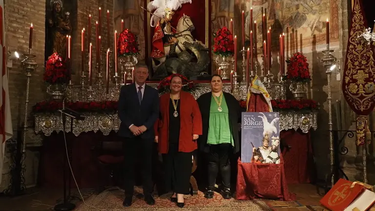 Presentación de los actos en Palos