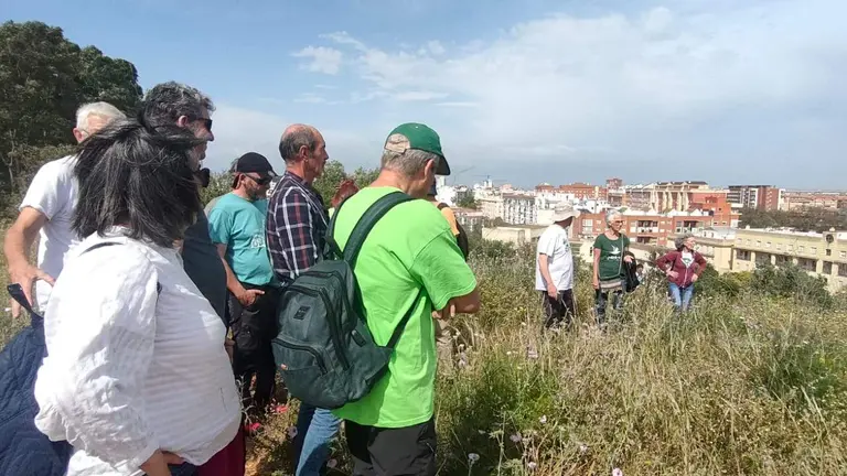 Paseo por los cabezos tras la Asamblea anual de Ecologistas