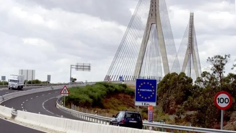 Frontera hispano-lusa por Ayamonte