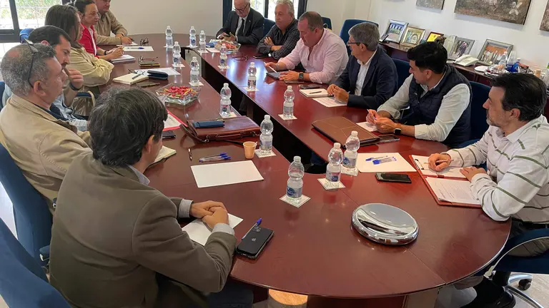 Reunión Huelva-Riega