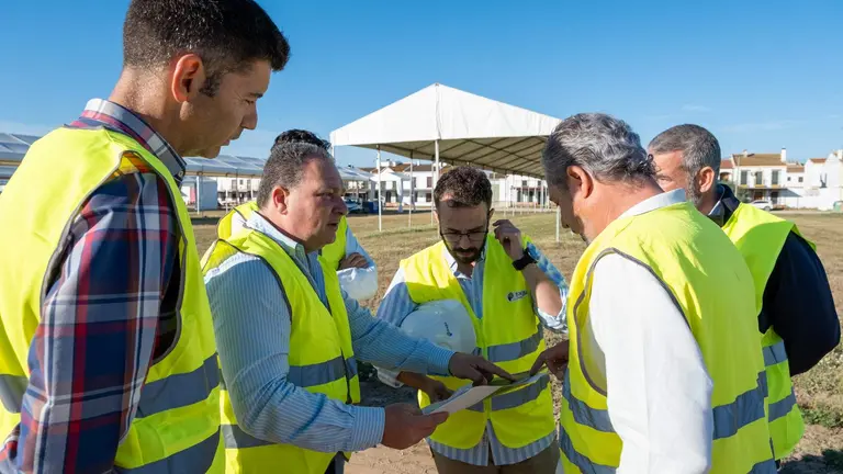 Toscano y Cayuela, en su visita a los caminos rocieros
