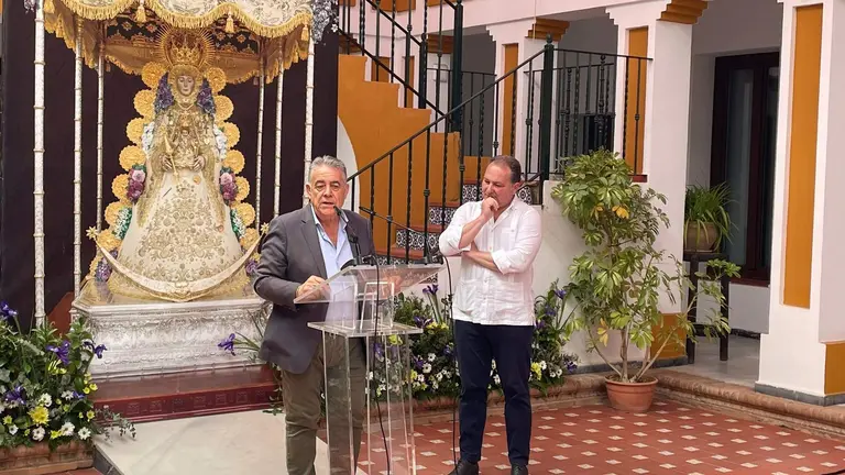 Francisco Bella y David Toscano, en el encuentro informativo de hoy