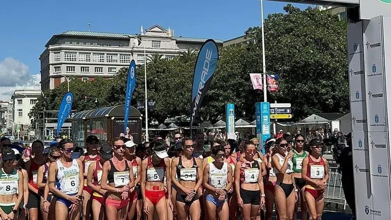 Laura García Caro en la salida de la prueba.