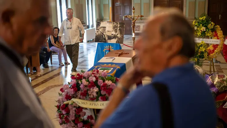 Capilla ardiente de Antonio Herrera