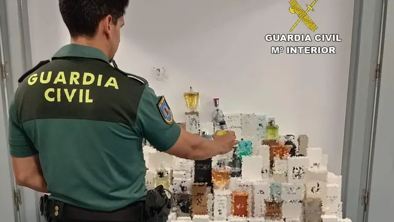 Perfumes incautados por la Benemérita
