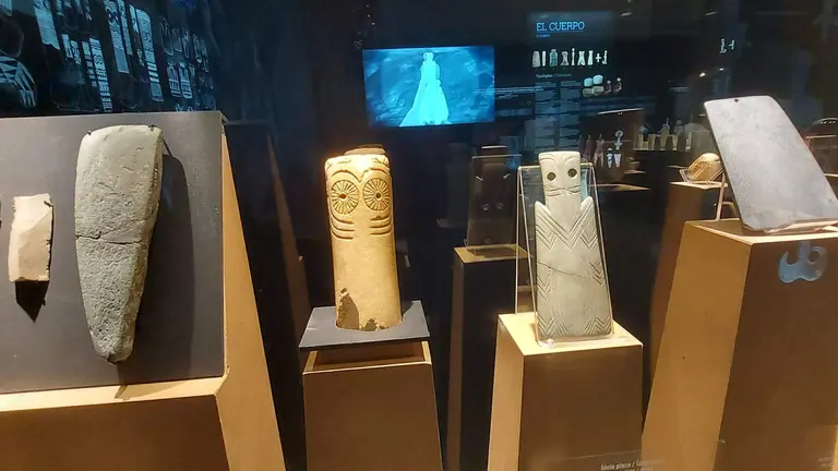 Detalle de la exposición en el Museo